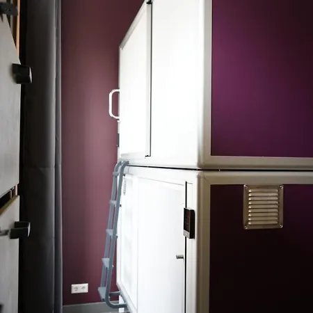 호스텔 Five Elements And Capsules Frankfurt 프랑크푸르트