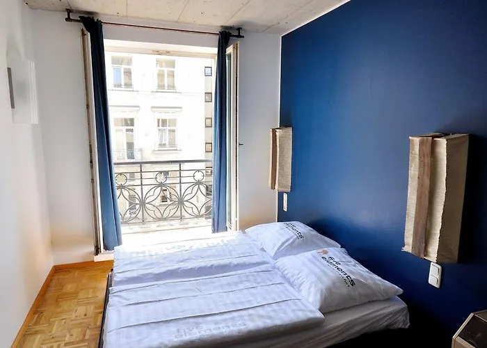 Five Elements And Capsules Frankfurt *