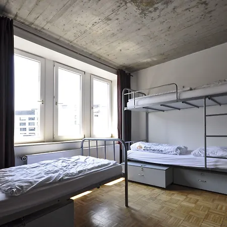호스텔 Five Elements And Capsules Frankfurt 프랑크푸르트