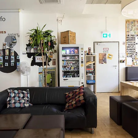 Five Elements And Capsules Frankfurt * Frankfurt nad Menem