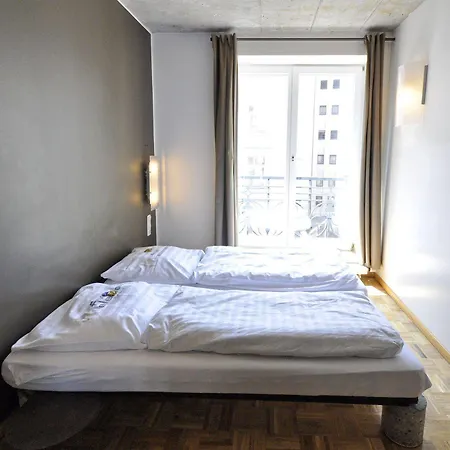 Hostel Five Elements And Capsules Frankfurt