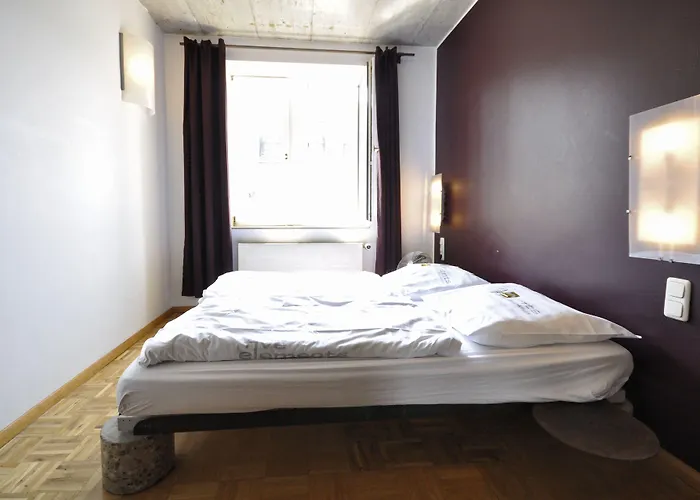 Hostel Five Elements And Capsules Frankfurt