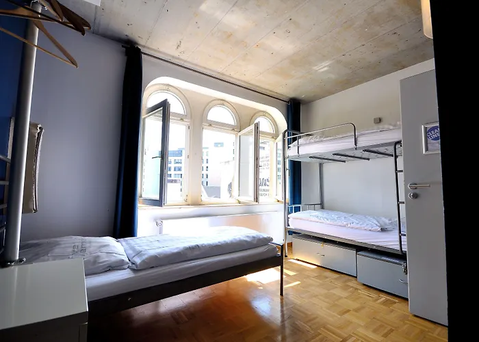 Five Elements And Capsules Frankfurt *