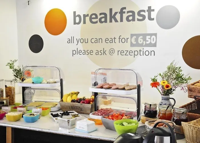 Five Elements And Capsules Frankfurt Hostel *