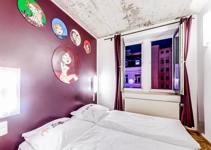 Five Elements And Capsules Frankfurt Frankfurt nad Menem