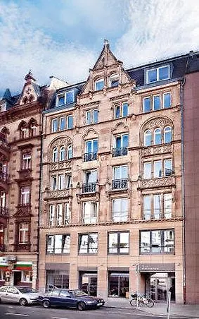 Hostel Five Elements And Capsules Frankfurt