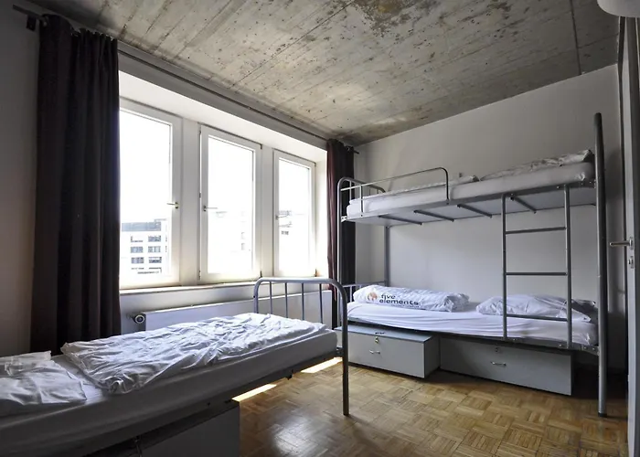 Five Elements And Capsules Frankfurt Hostel Frankfurt nad Menem