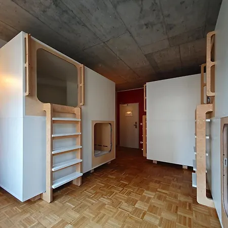 Hostel Five Elements And Capsules Frankfurt Frankfurt am Main